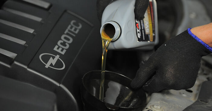 Kuinka poistaa VAUXHALL ASTRA -auton Öljynsuodatin - helposti seurattavat online-ohjeet