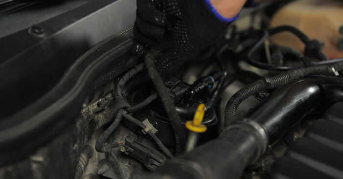 Astra Mk V (H) Sport Hatch (A04) 1.4 i 16V (L08) 2010 Fuel Filter DIY replacement workshop manual