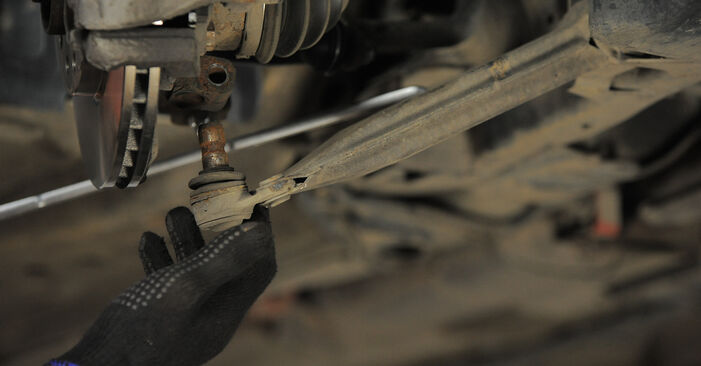 Replacing Control Arm on Vauxhall Zafira B 2005 1.8 by yourself