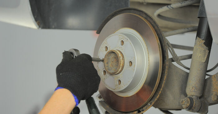 Changing of Brake Discs on Astra H TwinTop 2007 won't be an issue if you follow this illustrated step-by-step guide