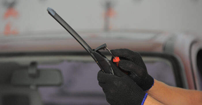 VAUXHALL Astra Mk3 (F) Cabrio (T92) 2.0 i 1995 Wiper Blades replacement: free workshop manuals