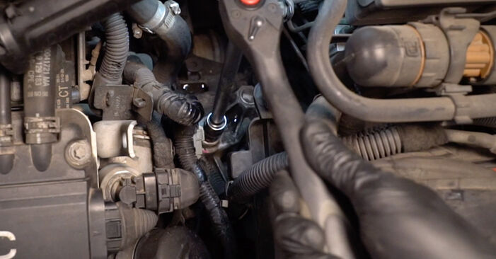 VAUXHALL MERIVA Mk II (B) 1.7 CDTi 2012 Getriebeöl und Verteilergetriebeöl wechseln: Kostenfreie Reparaturwegleitungen