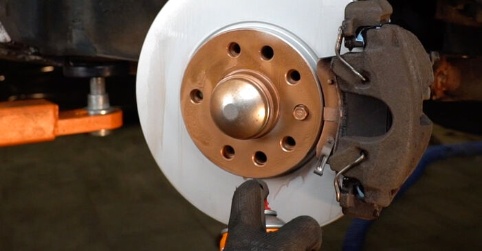 Cómo reemplazar Bieletas de Suspensión en un VAUXHALL Ampera (R12) 1.4 EV 150 2013 - manuales paso a paso y guías en video