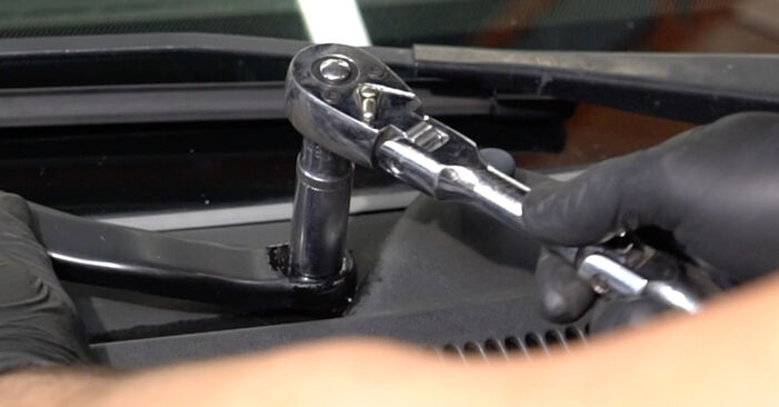 Wechseln Stoßdämpfer am VAUXHALL Astra Mk VI (J) Limousine (P10) 1.3 CDTI 2015 selber