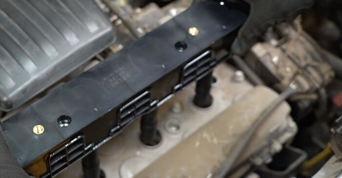 Hinweise des Automechanikers zum Wechseln von VAUXHALL Astra Mk IV (G) Cabrio (T98) 2.2 16V 2005 Zündspule