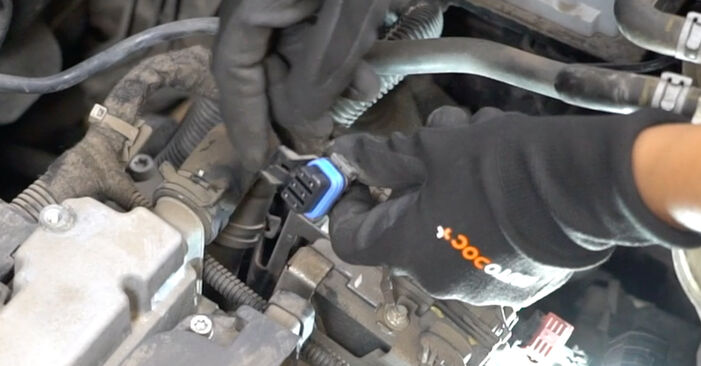 VAUXHALL ASTRA 1.6 16V (F08, F48) Ignition Coil replacement: online guides and video tutorials