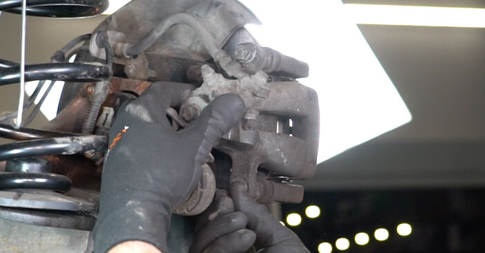 Replacing Wheel Bearing on VAUXHALL ASTRA Mk IV (G) Saloon 2000 1.6 16V by yourself