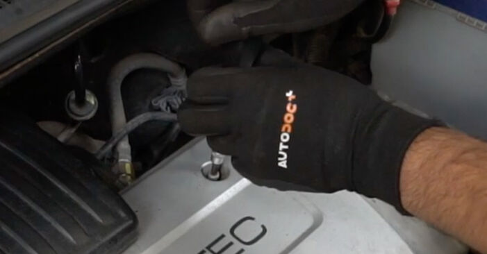 VAUXHALL VECTRA (B) Hatchback 2.0 DTi 16V (F68) 1997 Thermostat wechseln: Gratis Reparaturanleitungen
