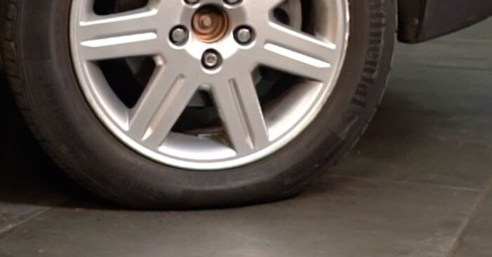 Changing Brake Discs on HONDA STEPWGN (DBA-RK_) 2.0 i-VTEC 4WD (RK2, RK6) 2012 by yourself