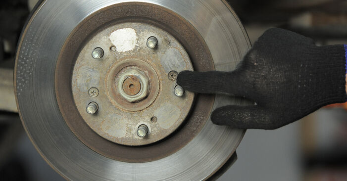Step-by-step recommendations for DIY replacement Stepwgn RF 2001 2.0 (RF3) Brake Discs