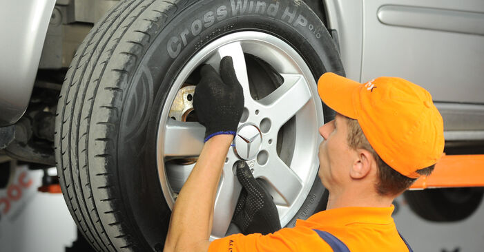 Changing Brake Discs on MERCEDES-BENZ VITO / MIXTO Box (W639) 113 CDI (639.601, 639.603, 639.605) 2006 by yourself