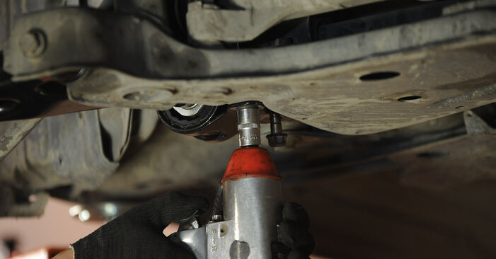 Querlenker Mazda 5 cw 1.8 MZR 2012 wechseln: Kostenlose Reparaturhandbücher