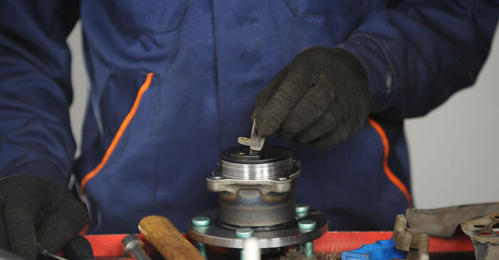 Schimbare Rulment roata Mazda 3 BK 1.6 DI Turbo 2005: manualele de atelier gratuite