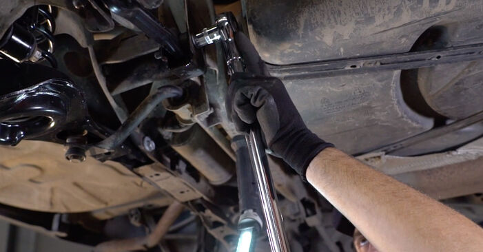 Replacing Control Arm on Ford Focus dnw 2000 1.6 16V by yourself