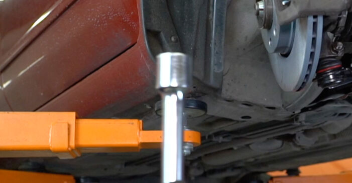 Vanskelighetsgrad: Bytte av Bærebru på Nissan Note e11 1.5 dCi 2011 – last ned illustrert veiledning