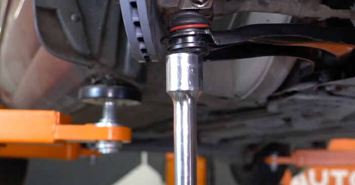 Nissan Micra k12 Convertible 1.6 160 SR 2007 Control Arm replacement: free workshop manuals