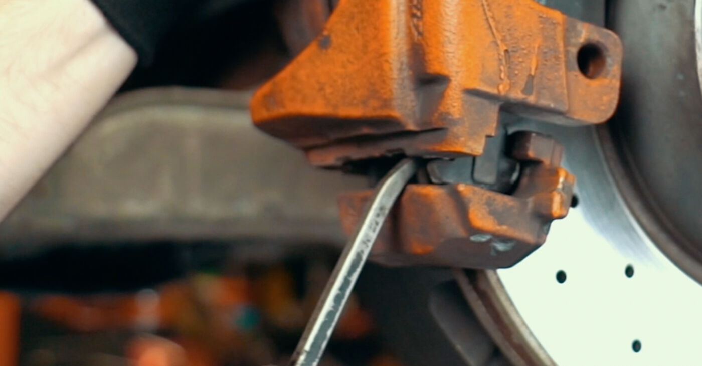 Hvordan skifte Bremsecaliper Reparasjonssett trinn–for–trinn veiledning
