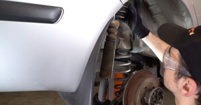 Replacing Shock Absorber on Audi A1 Sportback 2013 1.6 TDI by yourself