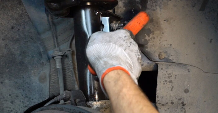 How to remove CUPRA LEON 1.5 eTSI 2024 Anti Roll Bar Links - online easy-to-follow instructions