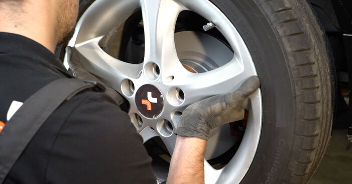 BMW X1 Plaquette de frein remplacement: guides en ligne et tutoriels vidéo