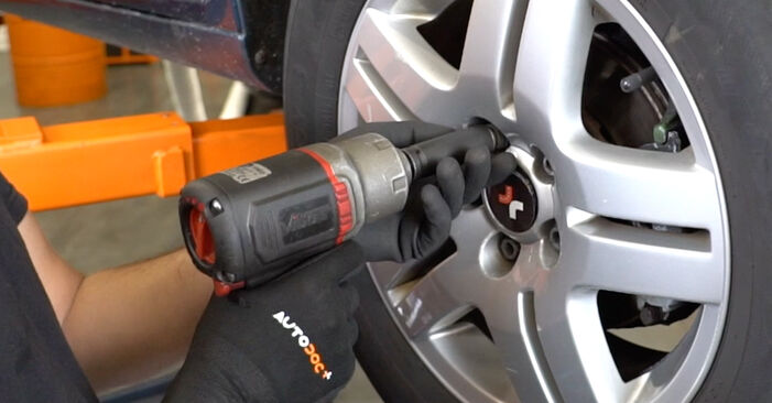 Wie man AUDI TT Roadster (8N9) 1.8 T 2000 ABS Sensor austauscht - Schritt-für-Schritt-Tutorials und Videoanleitungen