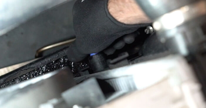 Wie man Wasserpumpe + Zahnriemensatz beim BMW Z3 Roadster (E36) 2000 auswechselt – Downloaden Sie sich PDF-Tutorials und Videoanleitungen herunter