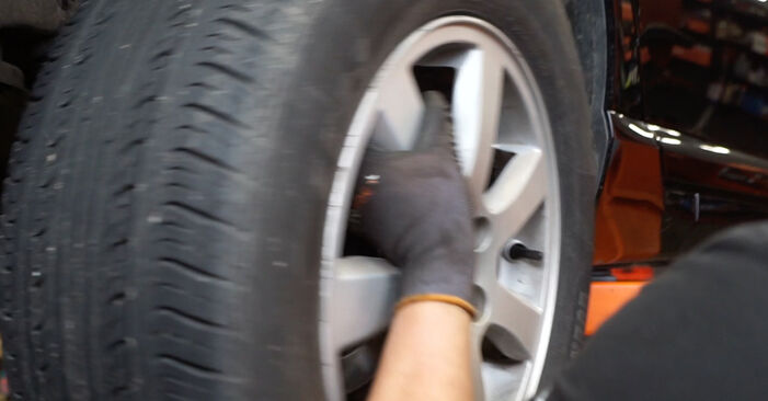 Wie problematisch ist es, selber zu reparieren: Bremsbeläge beim Volvo v70 bw 2.0 D4 2013 auswechseln – Downloaden Sie sich bebilderte Tutorials
