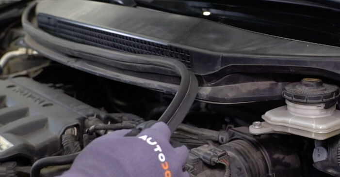 Cómo cambiar Discos de Freno en un Honda Civic IX 2012 - Manuales en PDF y en video gratuitos