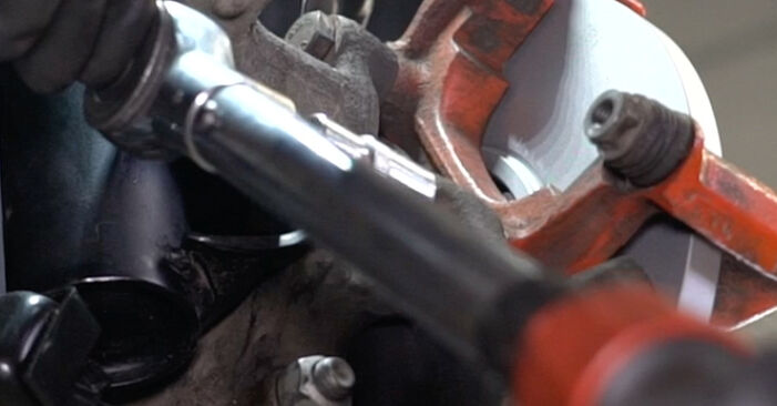 W124 Estate (S124) 230 TE 2.3 (124.083) 1987 Brake Discs DIY replacement workshop manual