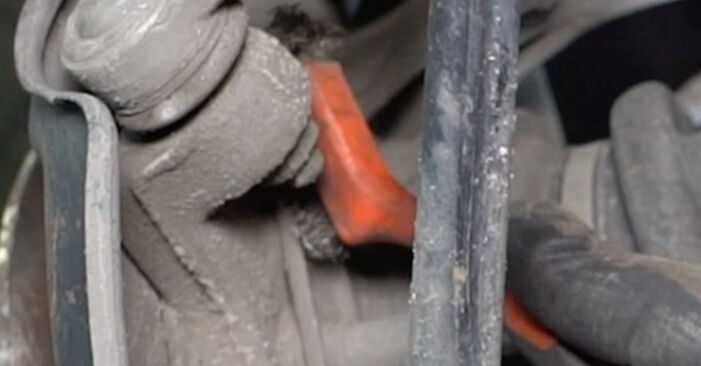 Wie schmierig ist es, selber zu reparieren: Handbremsseil beim Mercedes C124 E 220 2.2 (124.042) 1994 wechseln – Downloaden Sie sich Bildanleitungen