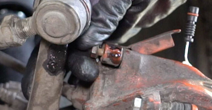 MERCEDES-BENZ PAGODE Bremsekaliber Reparationssæt trin-for-trin udskiftnings manual