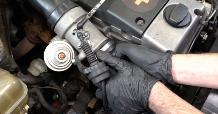 Changing Thermostat on MERCEDES-BENZ W124 Estate (S124) 300 D 3.0 (124.190) 1988 by yourself