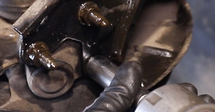 Schimbare Rulment roata la VW Caddy 3 2014 1.9 TDI de unul singur
