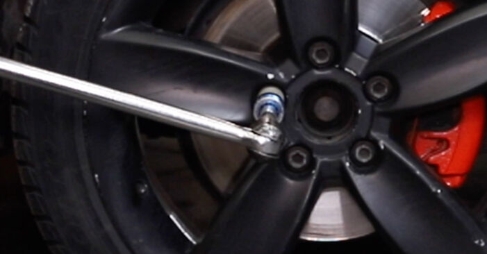 Slik bytter du AUDI A3 Cabrio (8V7, 8VE) 2.0 TDI 2014 Hjullager selv – trinn-for-trinn veiledninger og videoer