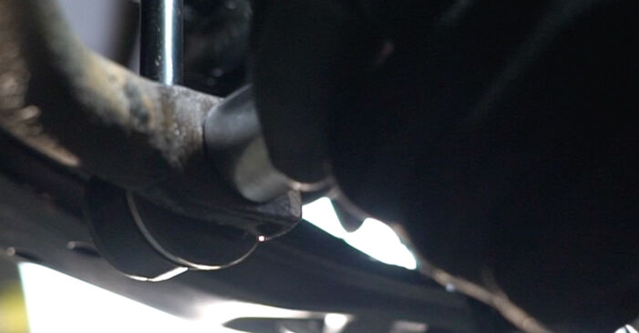 Replacing Anti Roll Bar Links on PEUGEOT 306 (7B, N3, N5) 2003 1.4 SL by yourself