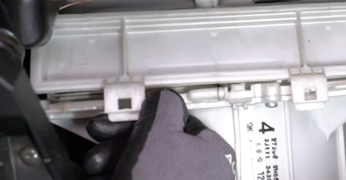 2009 INFINITI G Saloon 3.5 Filtr powietrza kabinowy instrukcja wymiany krok po kroku