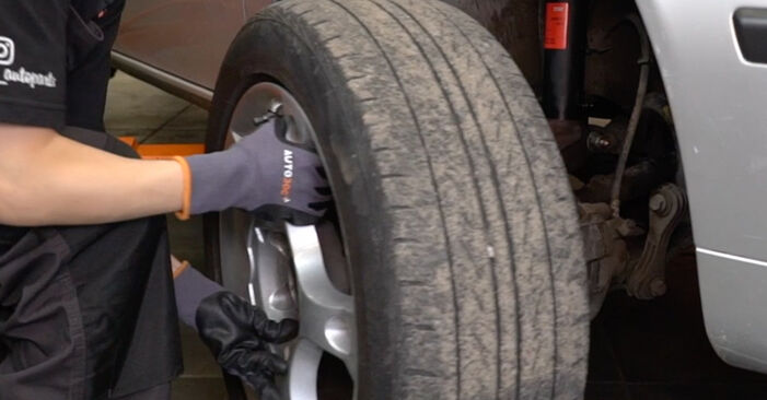Seat Toledo 1m 1.6 16V 2000 Brake Pads replacement: free workshop manuals