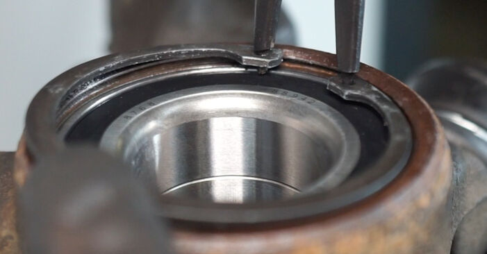 VW BORA 2.0 Wheel Bearing replacement: online guides and video tutorials
