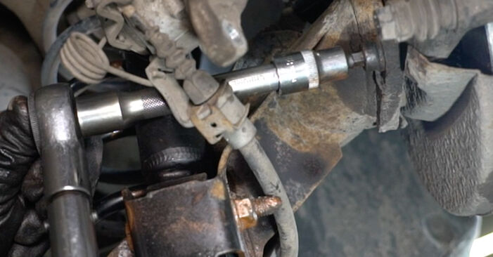 Wie schmierig ist es, selber zu reparieren: Radlager beim VW Bora 1j2 1.6 2004 wechseln – Downloaden Sie sich Bildanleitungen