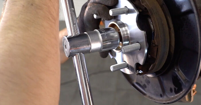 Wie lange benötigt das Auswechseln der Teile: Radlager beim Toyota Auris e18 2013 - Detailliertes PDF-Tutorial