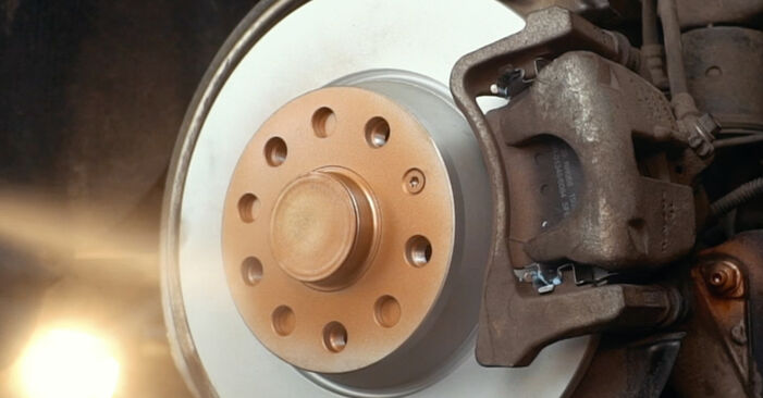 Ersetzen Sie Koppelstange am VW PASSAT Kasten/Kombi (365) 1.8 TSI 2013 selber
