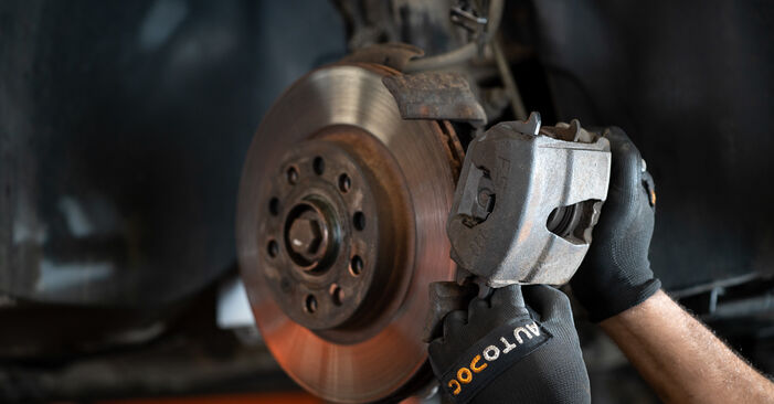 Step-by-step recommendations for DIY replacement Audi A3 8P 2006 2.0 FSI Brake Calipers