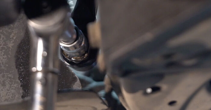 Tauschen Sie Koppelstange beim Audi A1 Sportback 8x 2013 1.6 TDI selber aus