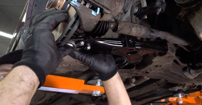 DIY replacement of Control Arm on SKODA Octavia I Box Body / Estate (1U5) 1.9 TDI 2003 is not an issue anymore with our step-by-step tutorial