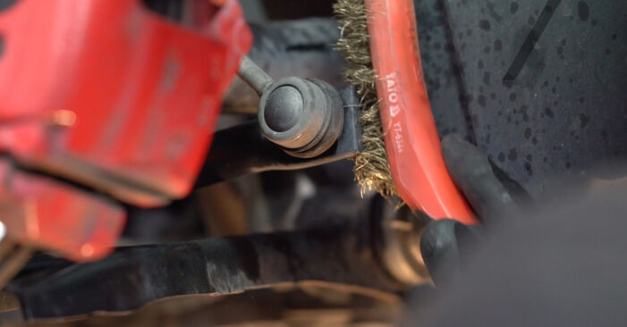 Wie schmierig ist es, selber zu reparieren: Koppelstange beim Audi TT 8N Roadster 1.8 T 2005 wechseln – Downloaden Sie sich Bildanleitungen