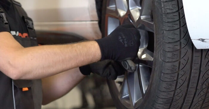 Κάντε μόνοι σας την αντικατάσταση SEAT Leon Van / Hatchback (5F1) 2.0 TDI 2013 Ράβδος ζεύξης - online tutorial