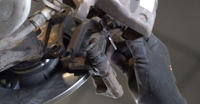Replacing Brake Discs on Citroën C4 Coupe 2006 1.6 HDi by yourself