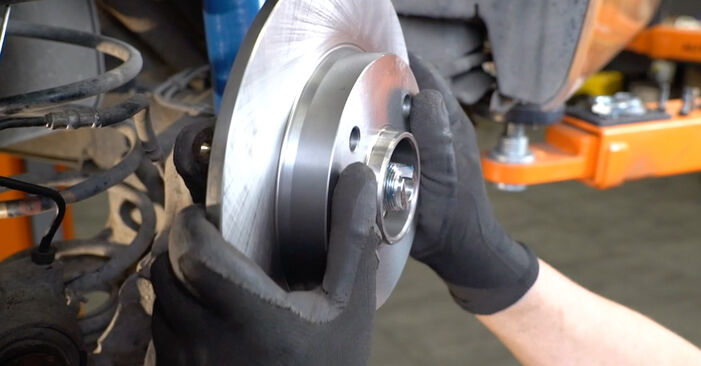 Changing Wheel Bearing on CITROËN C4 Coupe (LA_) 2.0 HDi 2007 by yourself