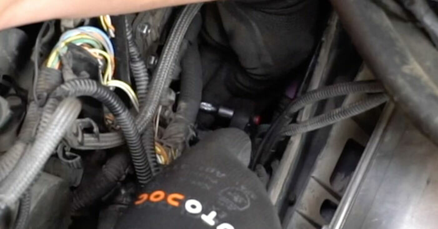 Comment changer : calorstat sur PEUGEOT 308 I 3/5 portes (4A, 4C