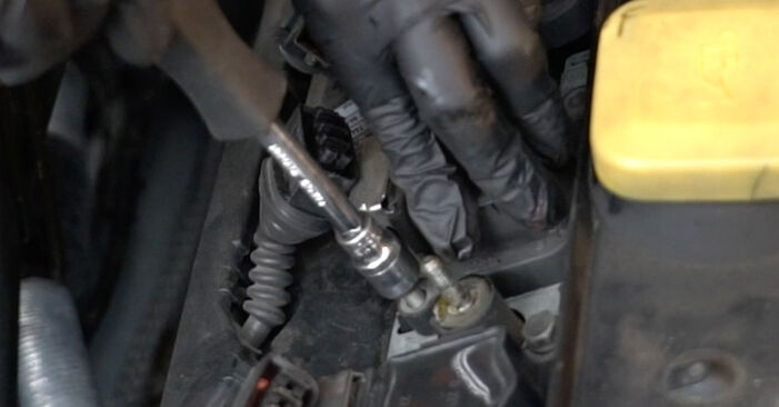 Смяна на Alpina B10 E39 V8 S 4.8 1998 Запалителна свещ: безплатни наръчници за ремонт